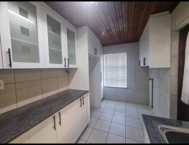 3 BEDROOM PROPERTY TO RENT IN MALIBU VILLAGE